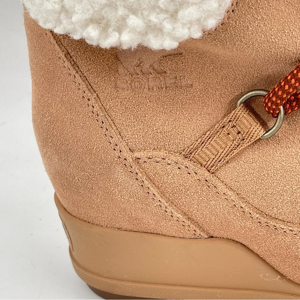 NEW! Sorel Women’s Evie -SZ 9- Cozy Tan Lace-Up Wedge Platform Ankle Booties